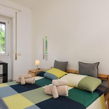 Spazioso Appartamento Vicino Eur Roma Eksteriør bilde